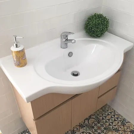 Guest house Lx Oriente Loft *